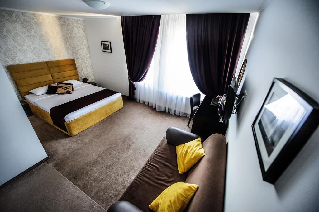 Coquette Villa Mamaia Nord ナボダリ エクステリア 写真