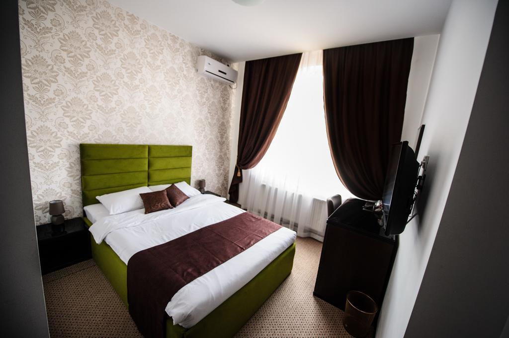Coquette Villa Mamaia Nord ナボダリ エクステリア 写真