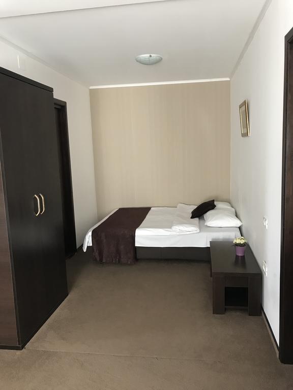 Coquette Villa Mamaia Nord ナボダリ エクステリア 写真